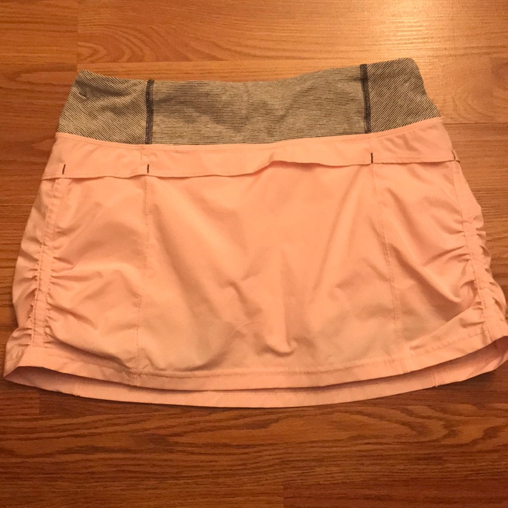 Lululemon pink skort size 4